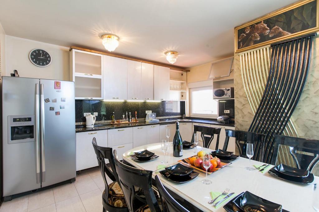 Chiara Apartment *